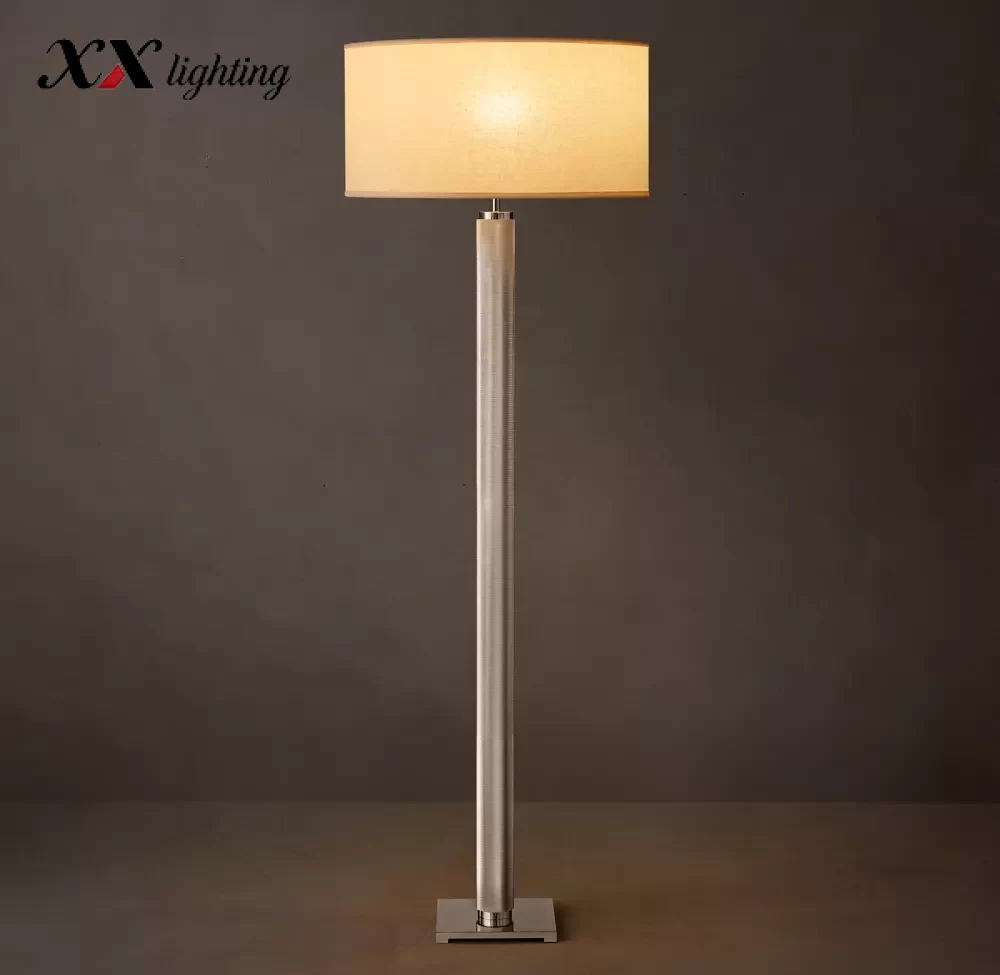 Utilitaire Knurled Floor Lamp - 9½″, Polished Nickel