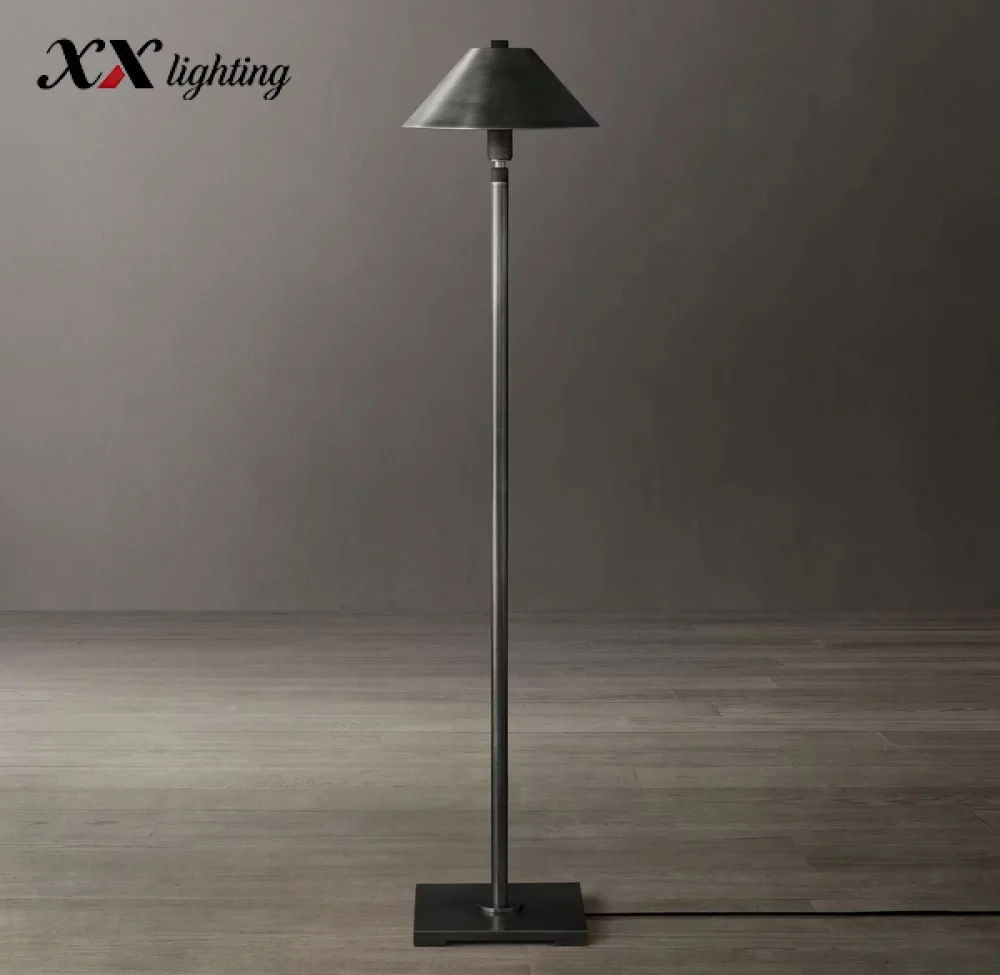 Utilitaire Metal Shade Floor Lamp - 9¾″, Polished Nickel